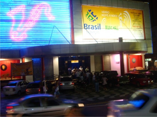 BRASIL TELECOM MUSIC HALL 